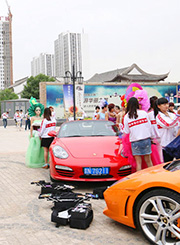 亚细亚学校化妆造型大赛现场 亚细亚学校化妆造型大赛现场