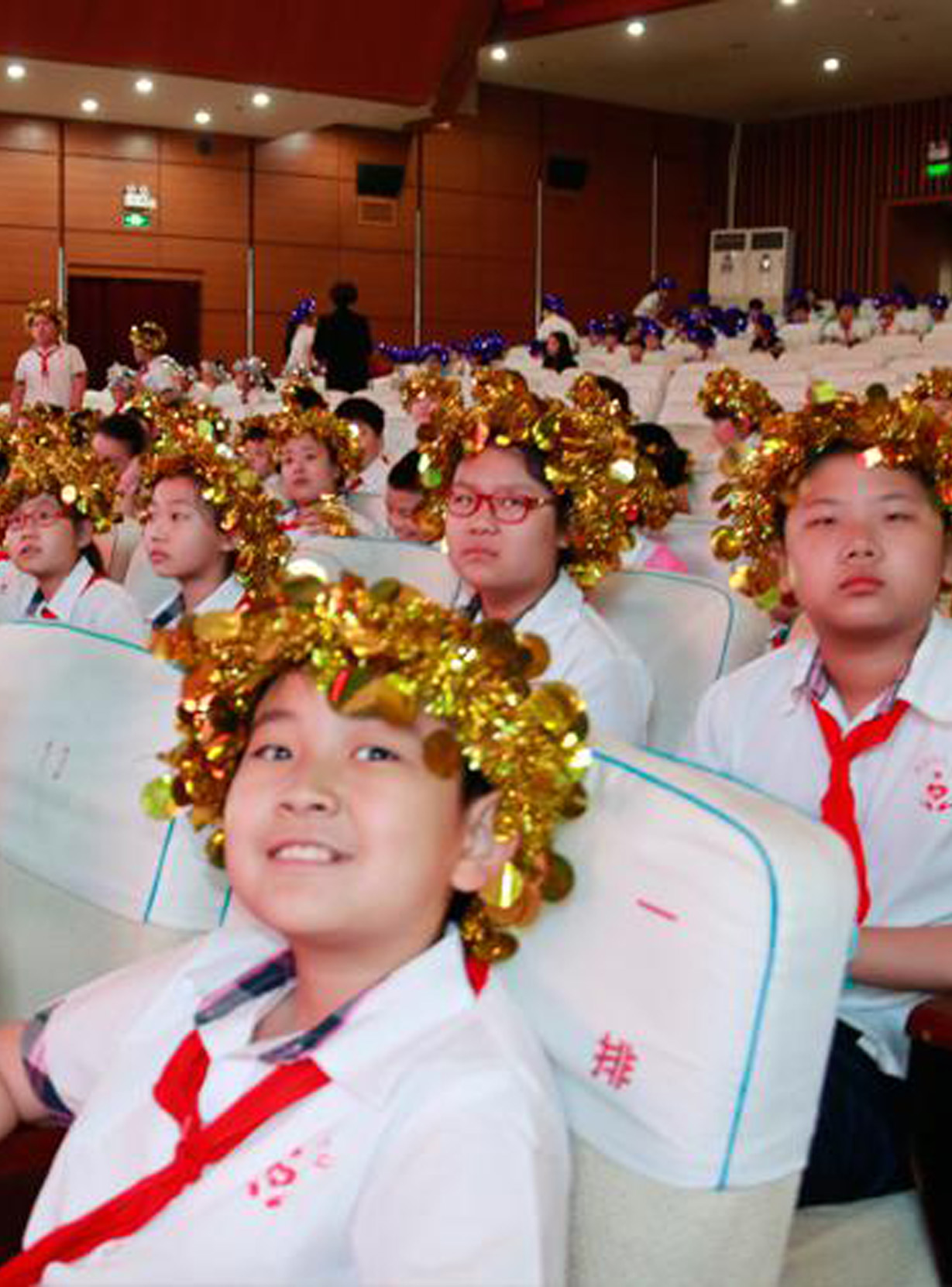 大型文艺演出化妆支持