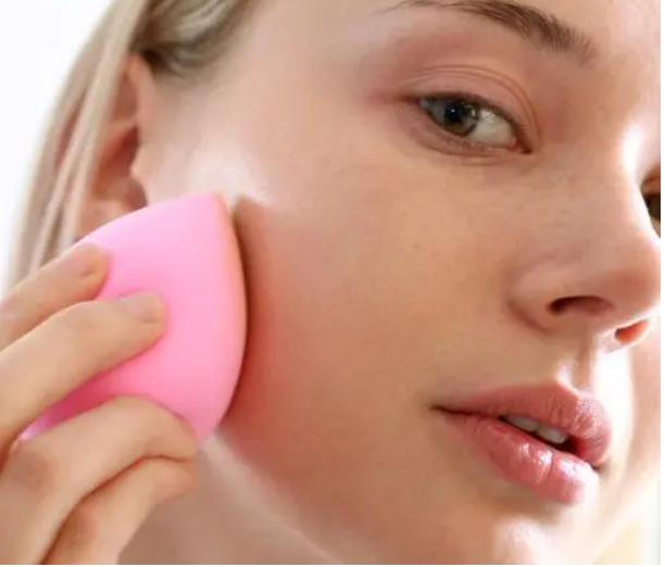 邯郸亚细亚学小分享，夏天化妆出汗不妨试试这样做