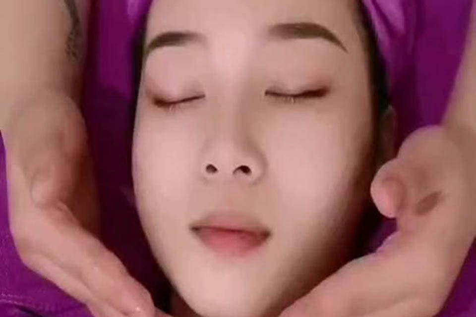 邯郸美容美发学校-V脸提升术教学