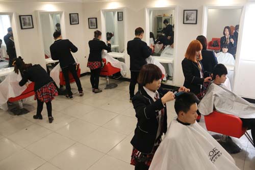 美发培训学校如何才能学好技术？